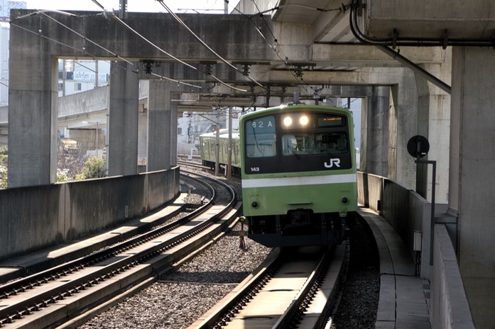 A990619720170226000006-20170225